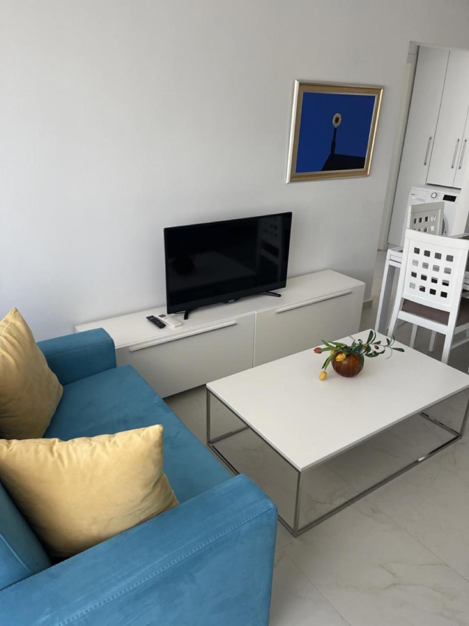 Apt Sarande Exterior photo